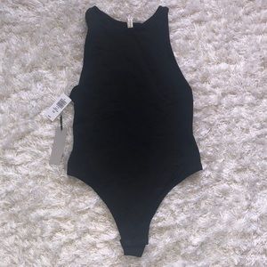 Babaton Soft Contour Halter Bodysuit XS
